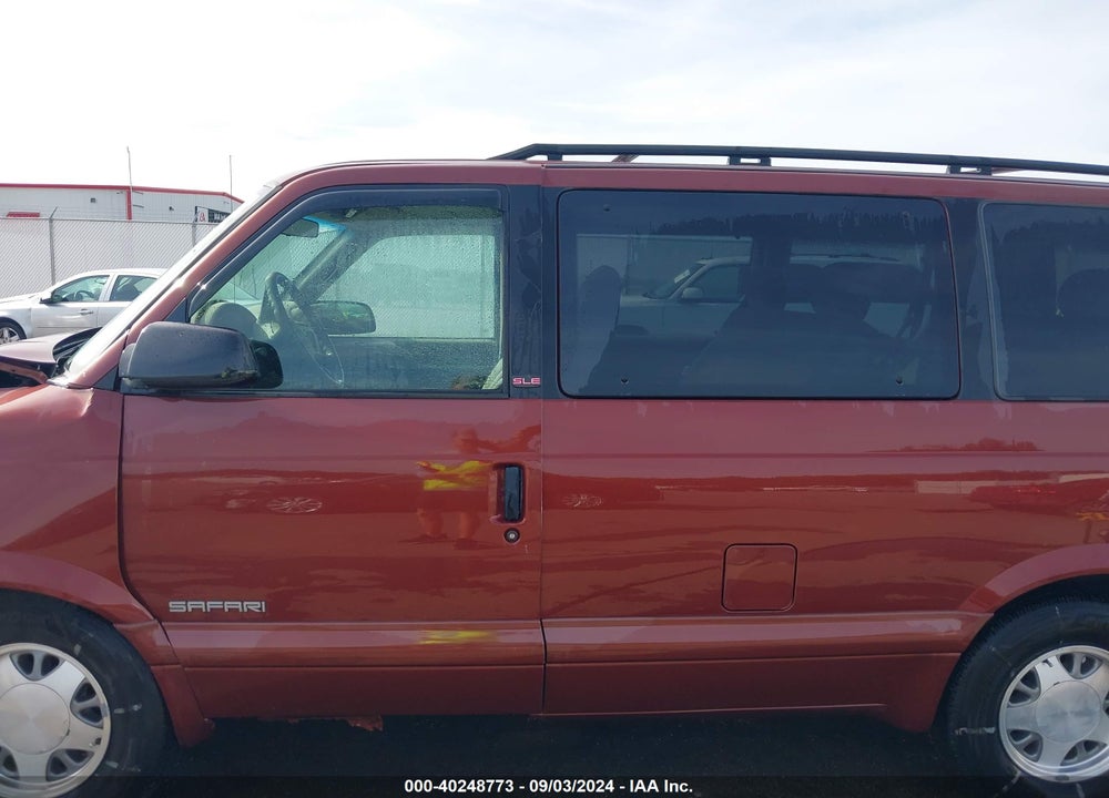 2000 GMC SAFARI SL VIN: 1GKDM19W4YB531516