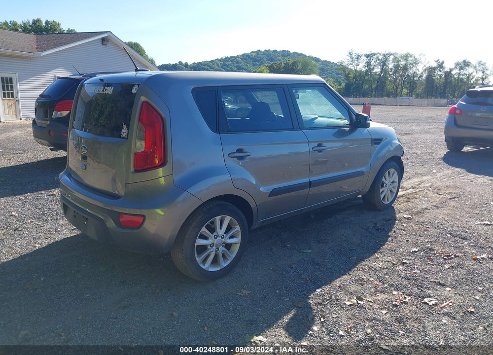 2012 KIA SOUL VIN: KNDJT2A62C7393571