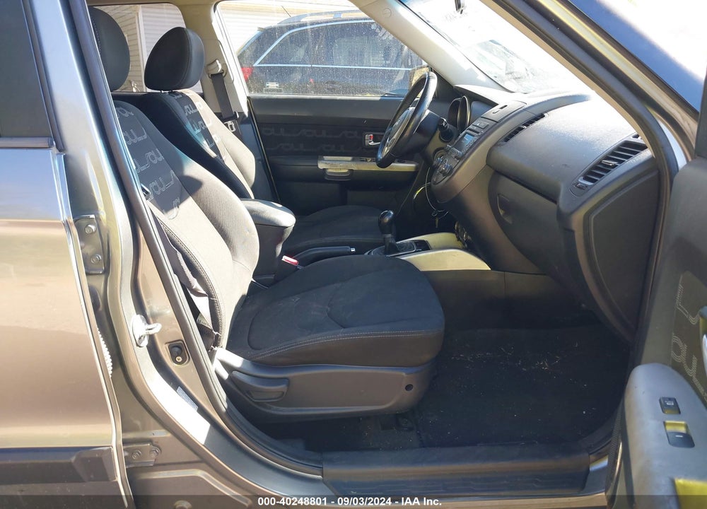 2012 KIA SOUL VIN: KNDJT2A62C7393571