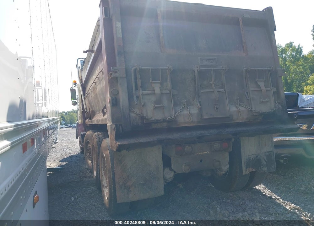 2005 FREIGHTLINER FLD FLD120 VIN: 1FVHALAV15DV28758