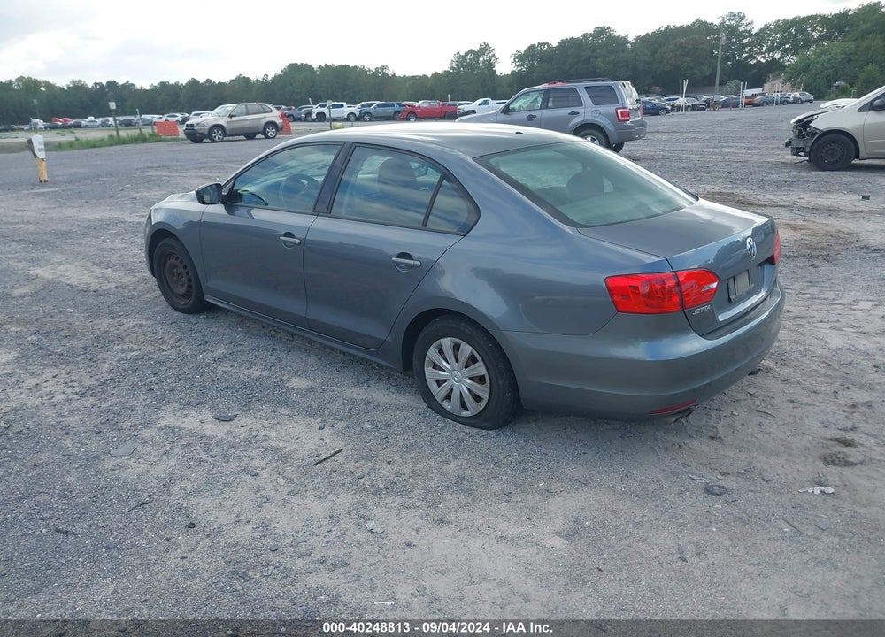 2012 VOLKSWAGEN JETTA 2.0L S VIN: 3VW2K7AJ8CM418517
