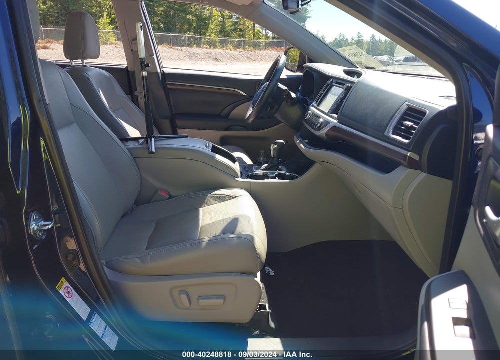 2015 TOYOTA HIGHLANDER VIN: 5TDDKRFH5FS178425