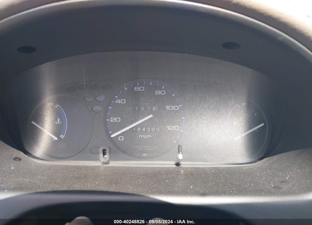 2000 HONDA CIVIC DX VIN: 1HGEJ6524YL053344