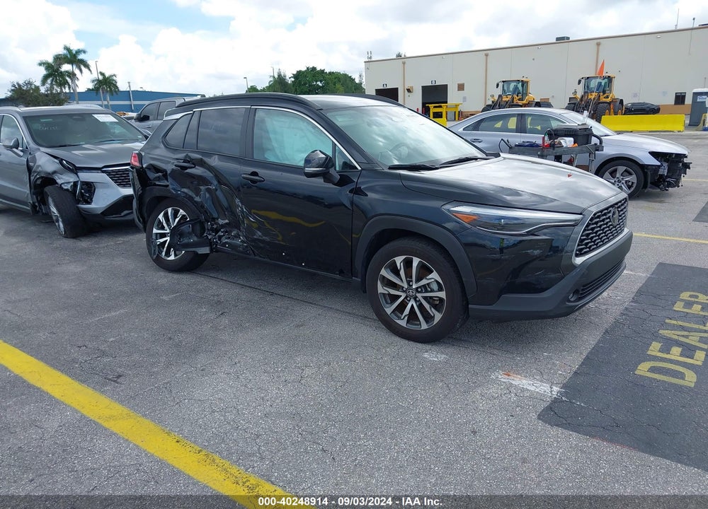 2023 TOYOTA COROLLA CROSS XLE VIN: 7MUEAAAG4PV053558