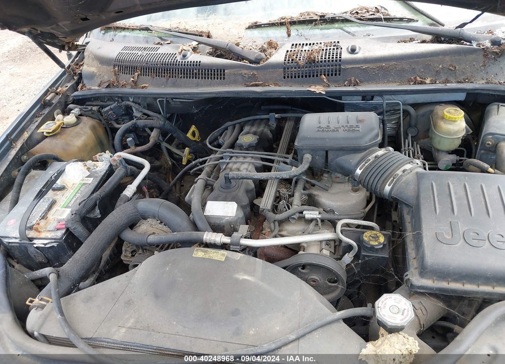 2001 JEEP GRAND CHEROKEE LAREDO VIN: 1J4GX48S41C526441