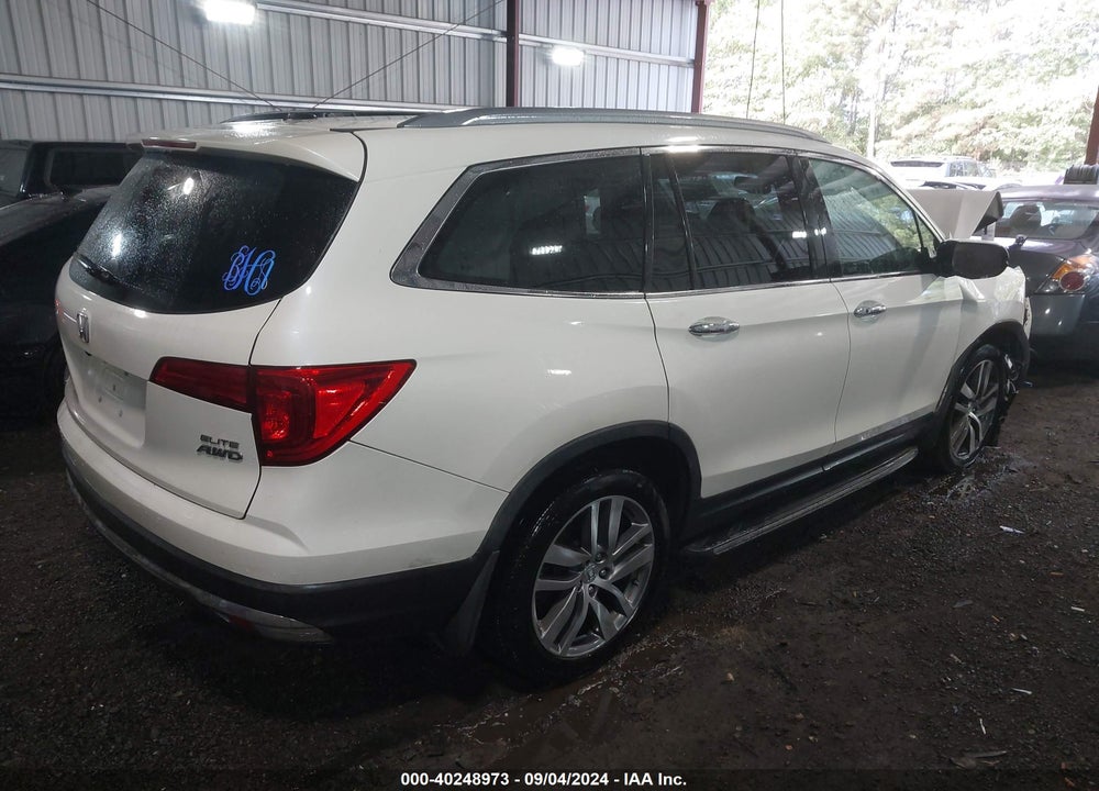 2017 HONDA PILOT ELITE VIN: 5FNYF6H03HB098303