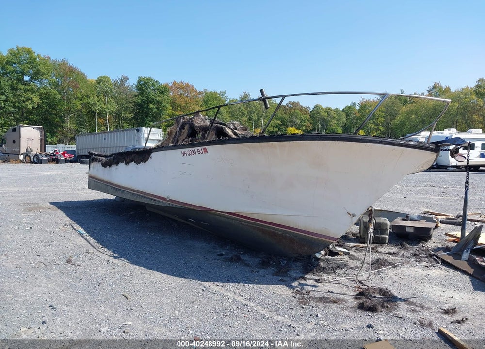 2003 EAST CAPE BOAT VIN: SCG27407K203