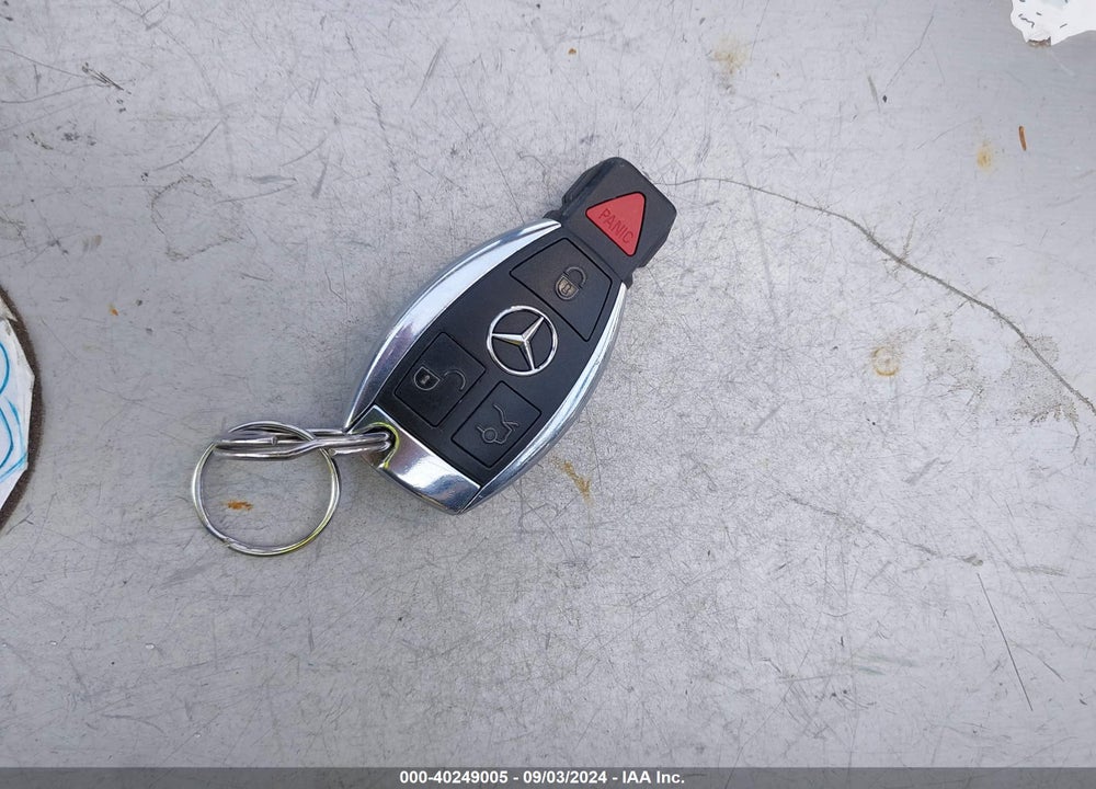 2014 MERCEDES-BENZ C 250 VIN: WDDGF4HB8EA960149