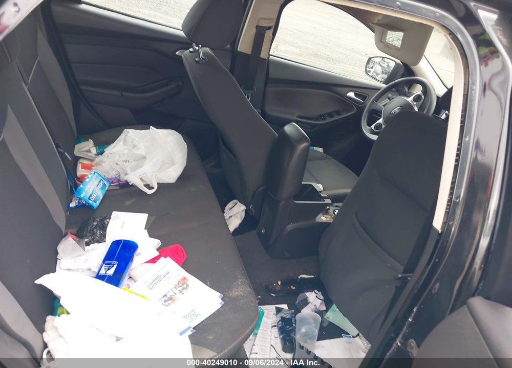 2014 FORD FOCUS SE VIN: 1FADP3F26EL244500