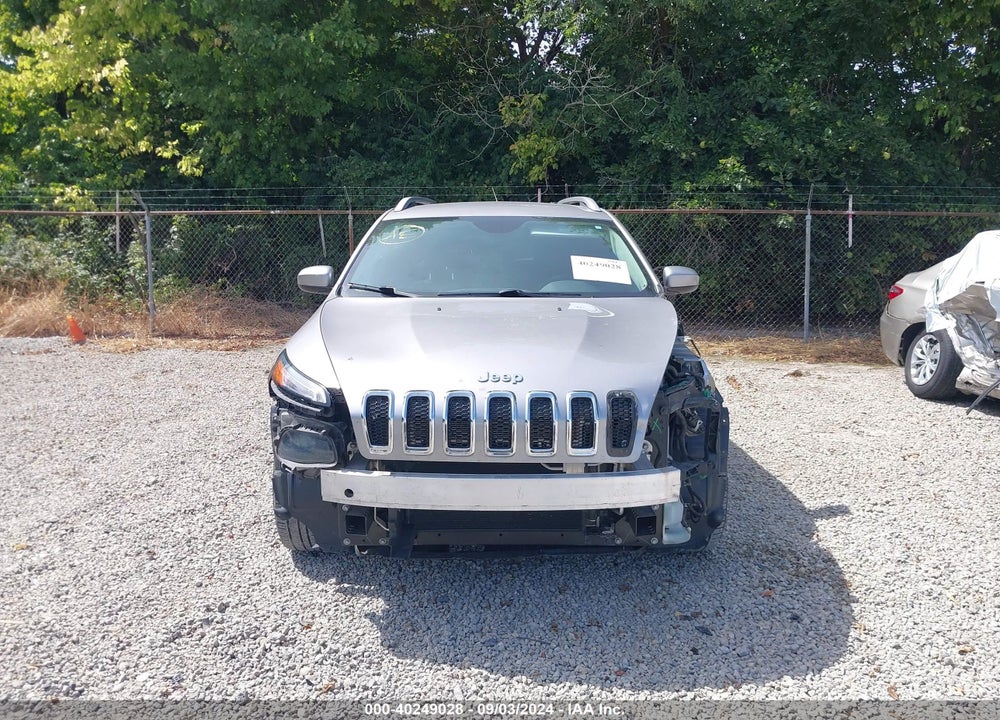 2018 JEEP CHEROKEE LATITUDE FWD VIN: 1C4PJLCB7JD574146
