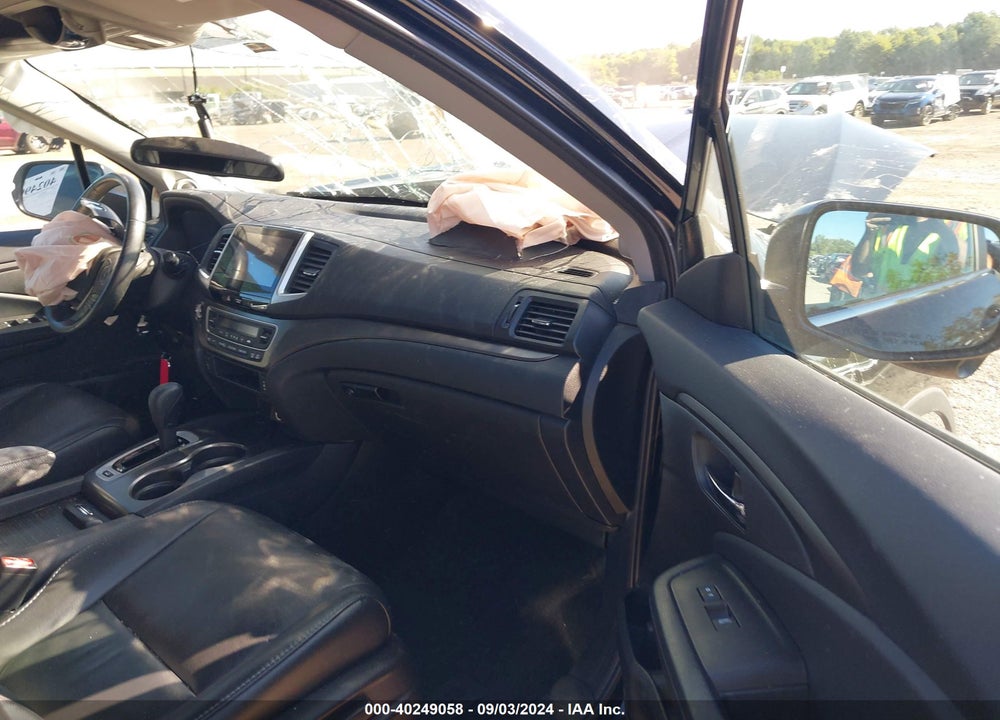 2018 HONDA PILOT EX-L VIN: 5FNYF6H54JB012904