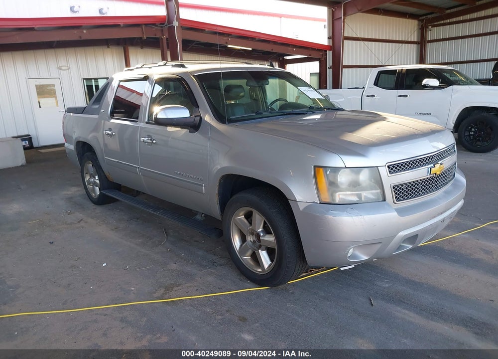 2011 CHEVROLET AVALANCHE 1500 LTZ VIN: 3GNTKGE33BG215705