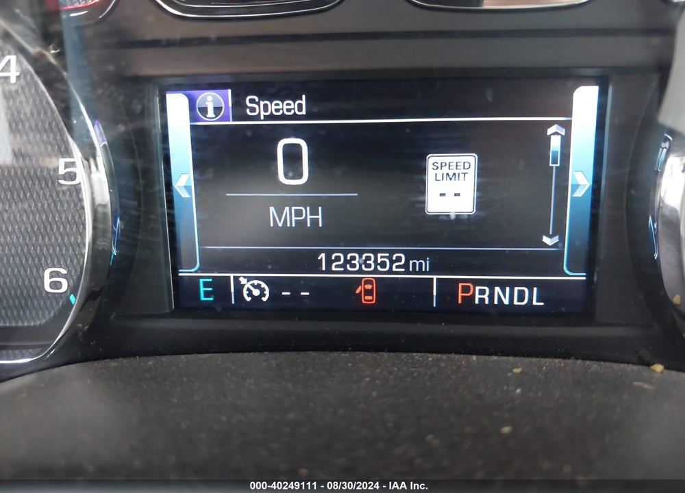 2017 CHEVROLET SILVERADO 1500 2LT VIN: 3GCUKREC4HG270200