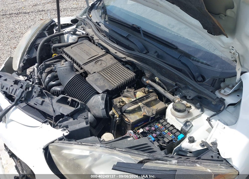 2011 MAZDA 2 SPORT VIN: JM1DE1HY5B0125372
