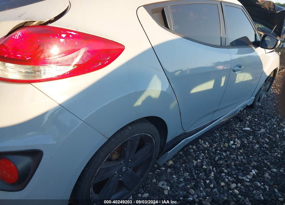 2013 HYUNDAI VELOSTER TURBO W/BLUE VIN: KMHTC6AE4DU112344