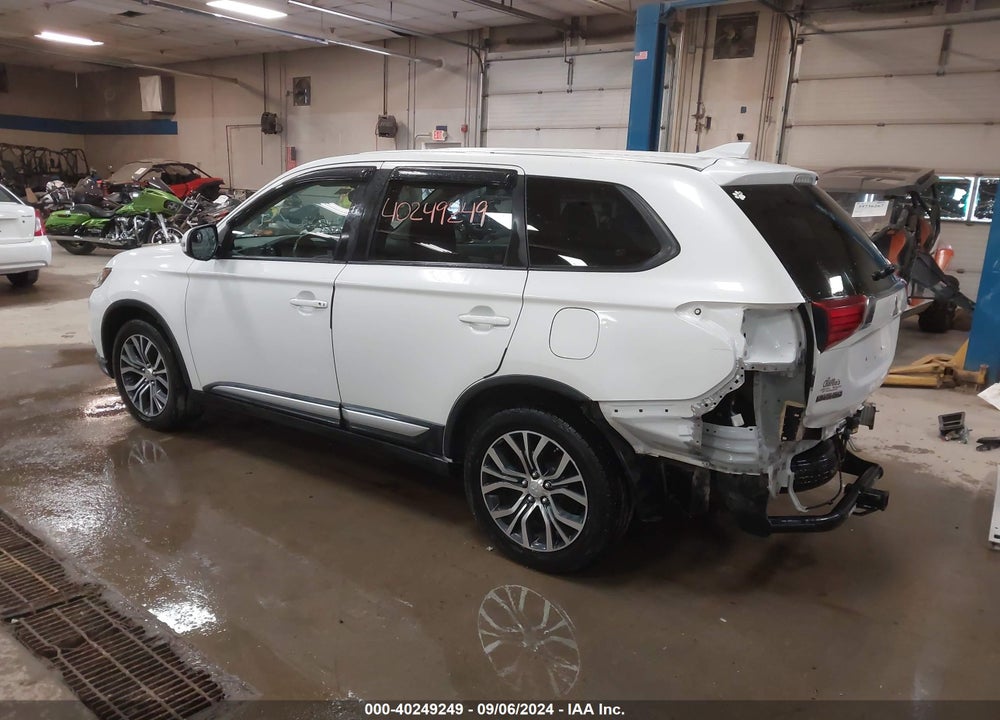 2017 MITSUBISHI OUTLANDER SE VIN: JA4AZ3A3XHZ031830