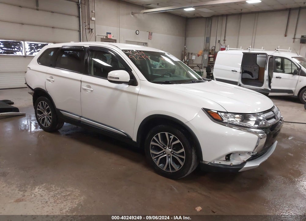 2017 MITSUBISHI OUTLANDER SE VIN: JA4AZ3A3XHZ031830