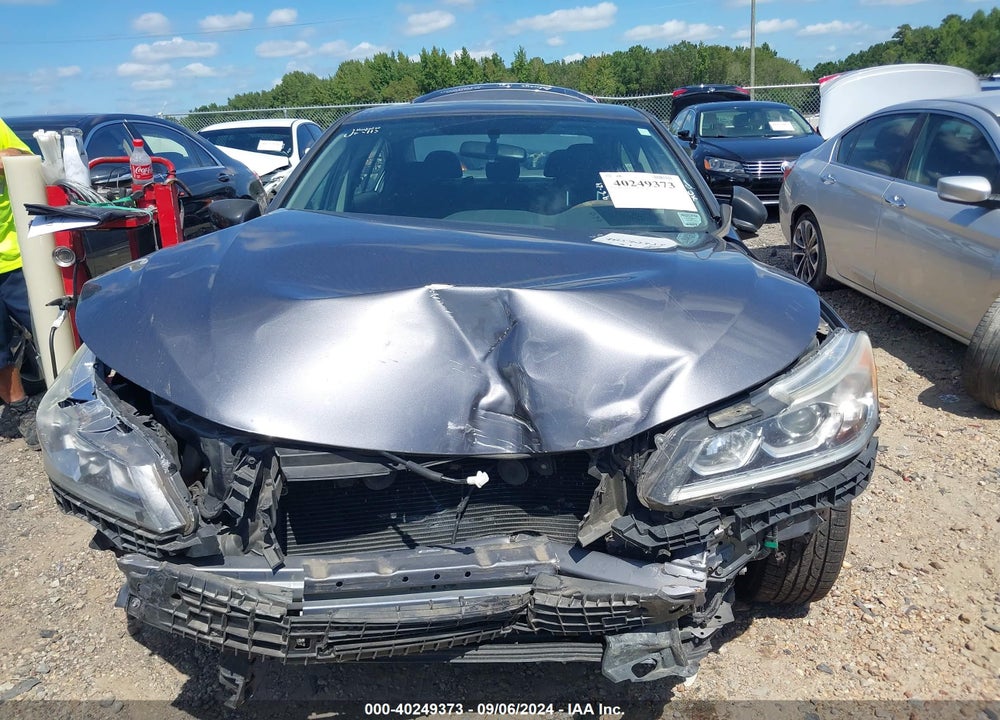 2017 HONDA ACCORD VIN: 1HGCR2F3XHA193863