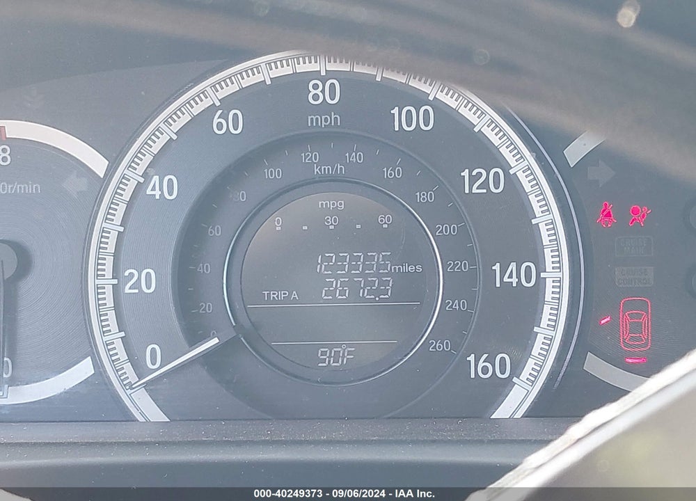 2017 HONDA ACCORD VIN: 1HGCR2F3XHA193863