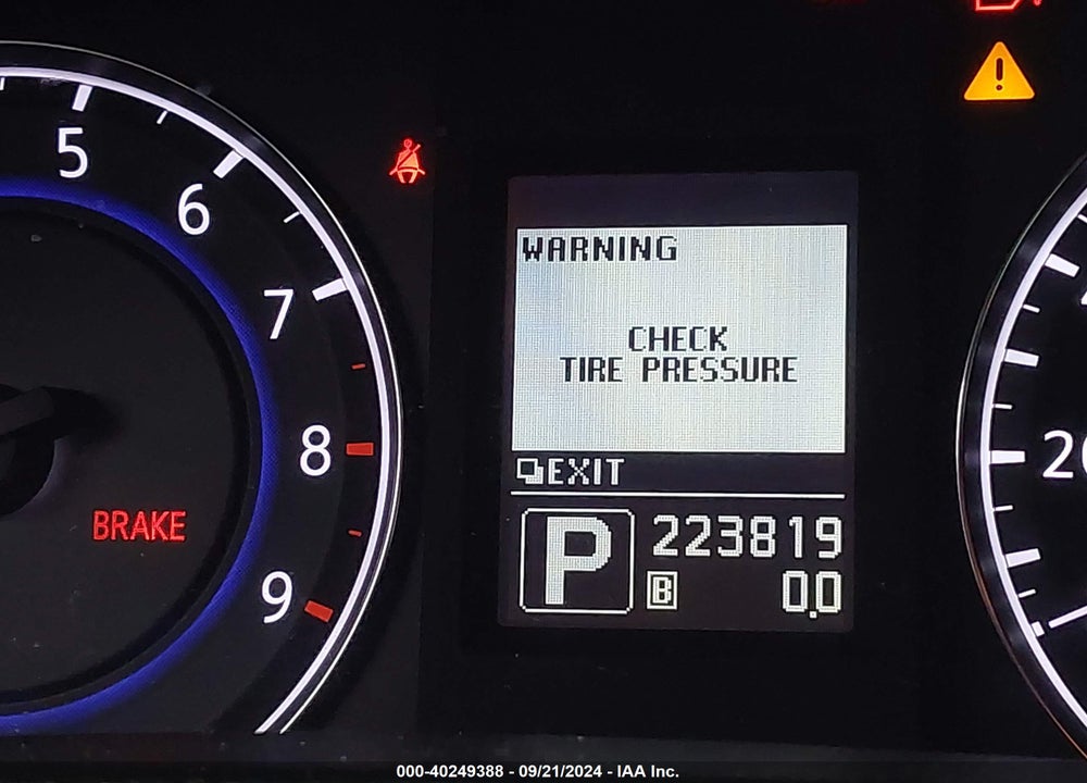 2011 INFINITI G37 VIN: JN1CV6AP7BM302042