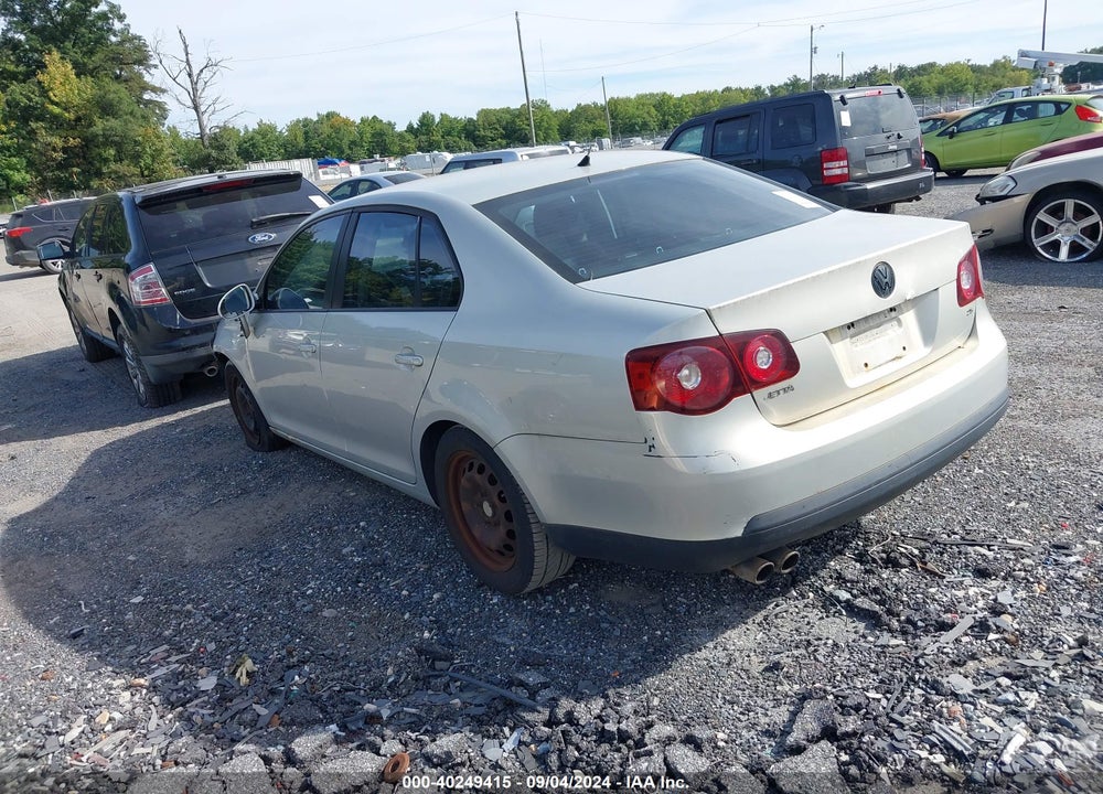 2010 VOLKSWAGEN JETTA S VIN: 3VWJZ7AJ1AM086263