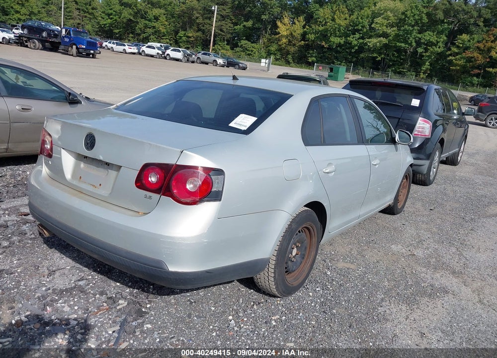 2010 VOLKSWAGEN JETTA S VIN: 3VWJZ7AJ1AM086263