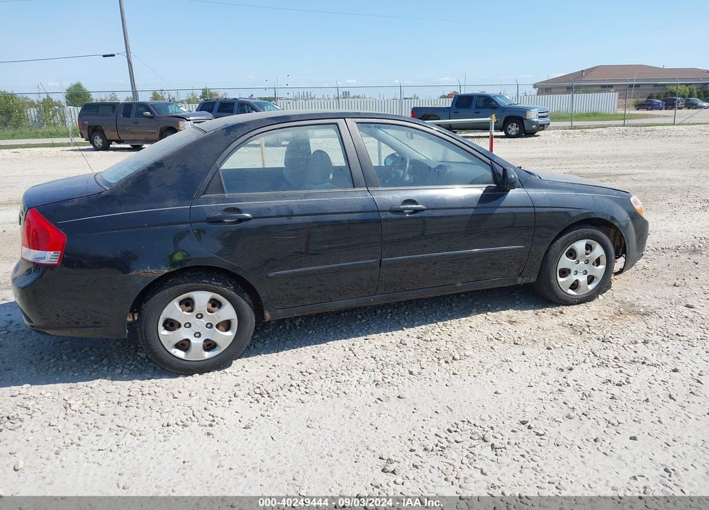 2008 KIA SPECTRA VIN: KNAFE121285565465