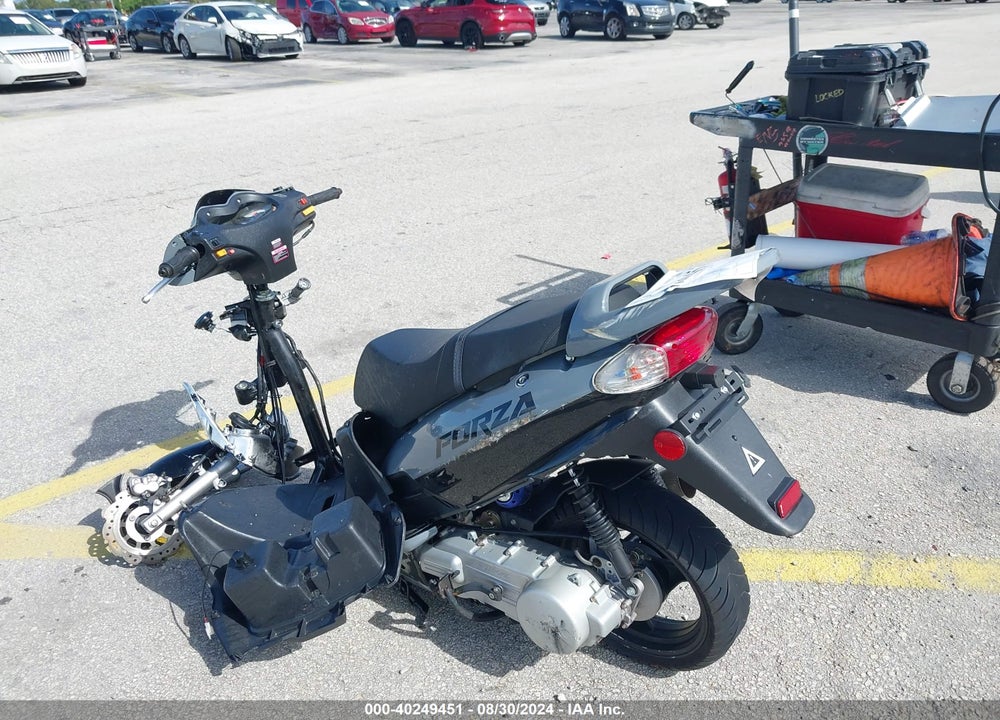 2024 YIBEN 15 SERIES VIN: LYDYFTKH3R1500136
