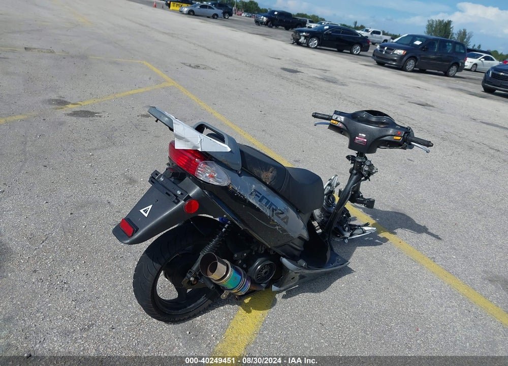 2024 YIBEN 15 SERIES VIN: LYDYFTKH3R1500136