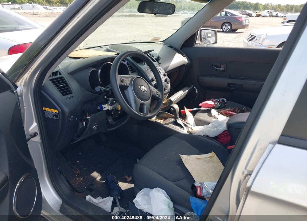 2011 KIA SOUL VIN: KNDJT2A22B7324018