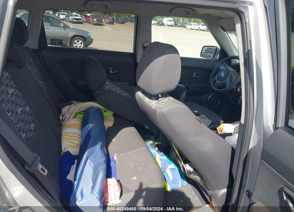 2011 KIA SOUL VIN: KNDJT2A22B7324018