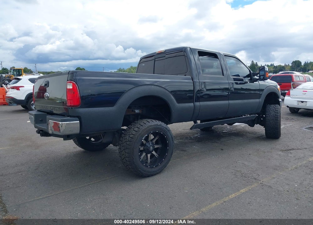 2011 FORD F-350 LARIAT VIN: 1FT8W3BT7BEA21282
