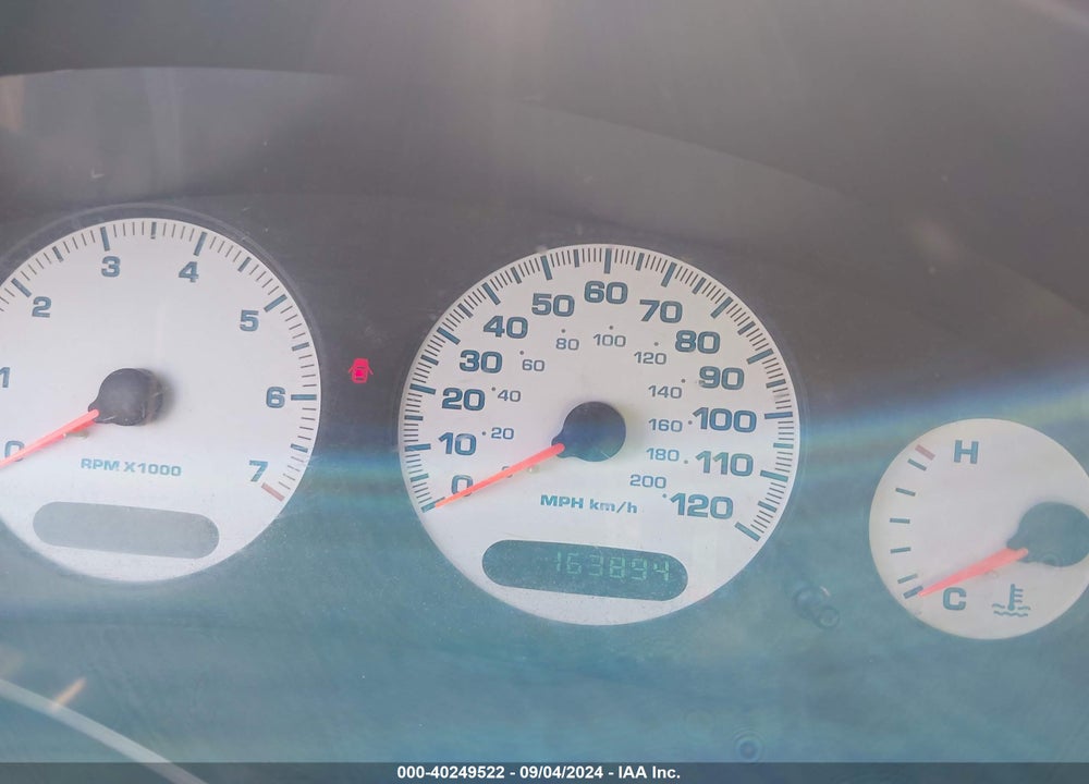 2000 DODGE INTREPID VIN: 2B3HD46R3YH275973