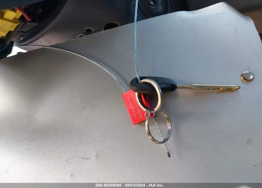 2002 HONDA ACCORD 2.3 VP VIN: 1HGCF86692A114776