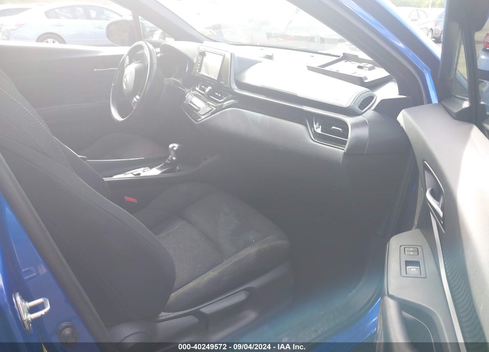 2018 TOYOTA C-HR XLE PREMIUM VIN: JTNKHMBX2J1001256