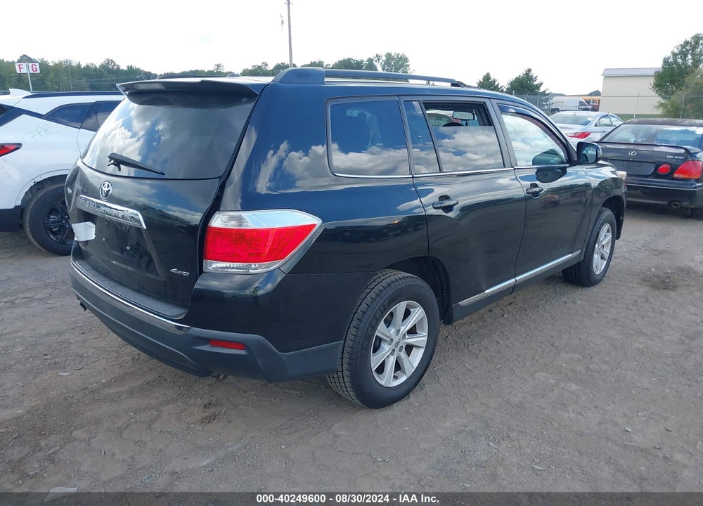 2013 TOYOTA HIGHLANDER SE V6 VIN: 5TDBK3EH5DS176080