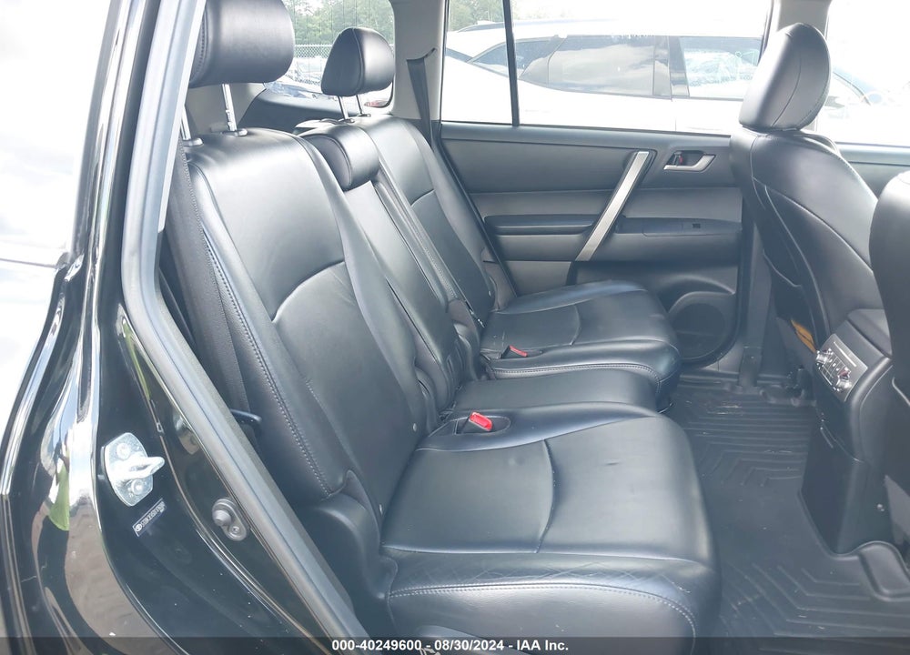 2013 TOYOTA HIGHLANDER SE V6 VIN: 5TDBK3EH5DS176080