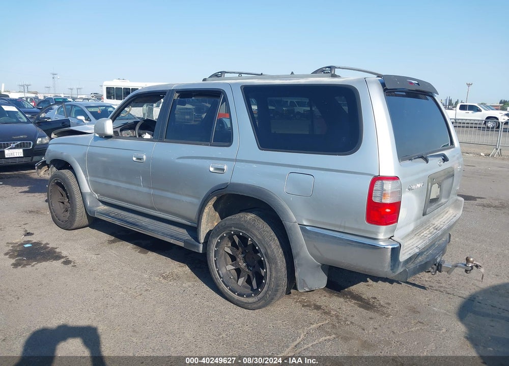 2000 TOYOTA 4RUNNER SR5 V6 VIN: JT3GN86R9Y0169311