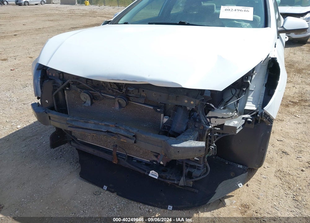 2017 HYUNDAI SONATA SE VIN: 5NPE24AF7HH552488