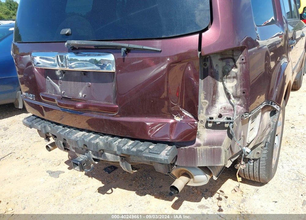 2012 HONDA PILOT LX VIN: 5FNYF3H21CB036911
