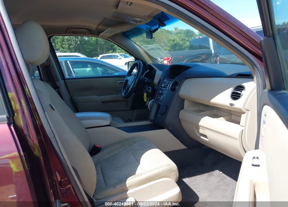 2012 HONDA PILOT LX VIN: 5FNYF3H21CB036911