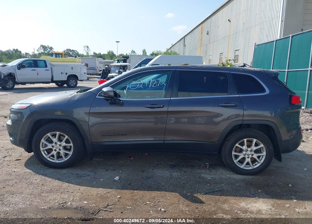 2017 JEEP CHEROKEE LATITUDE 4X4 VIN: 1C4PJMCS2HW621538