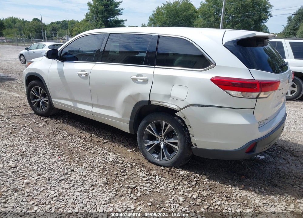2017 TOYOTA HIGHLANDER LE VIN: 5TDZARFH0HS025883