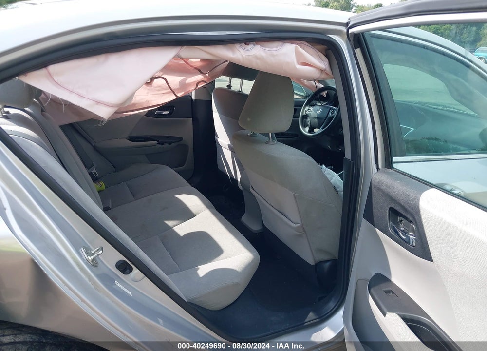 2013 HONDA ACCORD LX VIN: 1HGCR2F32DA066082