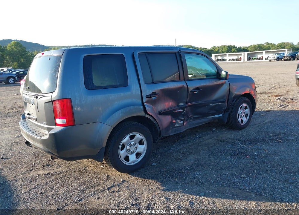 2012 HONDA PILOT LX VIN: 5FNYF4H28CB071676