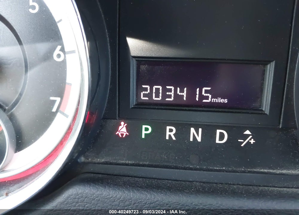 2011 DODGE GRAND CARAVAN VIN: 2D4RN4DG1BR731443
