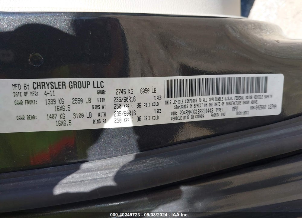 2011 DODGE GRAND CARAVAN VIN: 2D4RN4DG1BR731443