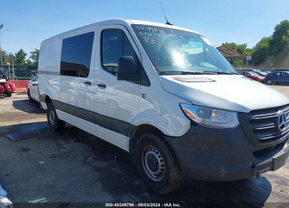 2024 MERCEDES-BENZ SPRINTER 2500 STANDARD ROOF 4-CYL DIESEL VIN: W1W4KBHY2RT162813