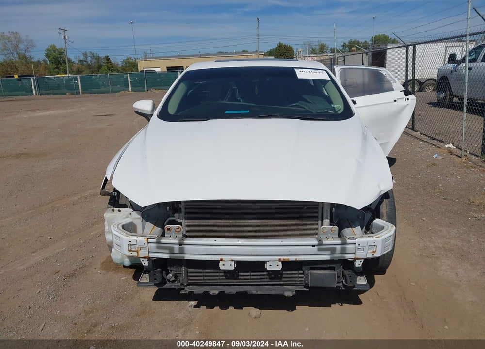 2019 FORD FUSION SE VIN: 3FA6P0HD5KR130040