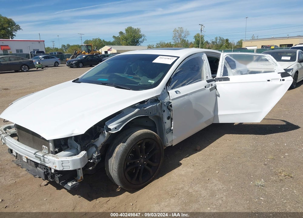 2019 FORD FUSION SE VIN: 3FA6P0HD5KR130040